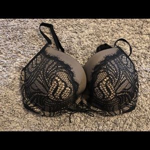 Victoria’s Secret Bra